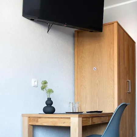 Hotel Garni Moers-3