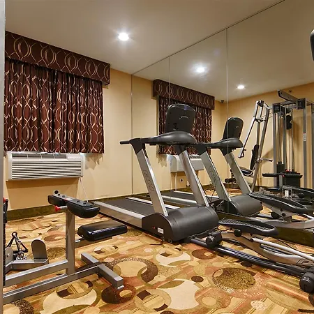Best Western Plus Arena Hotel-3
