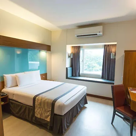 Microtel By Wyndham Up Technohub-2