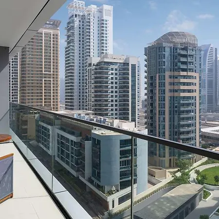 Vida Dubai Marina Yacht Club-2