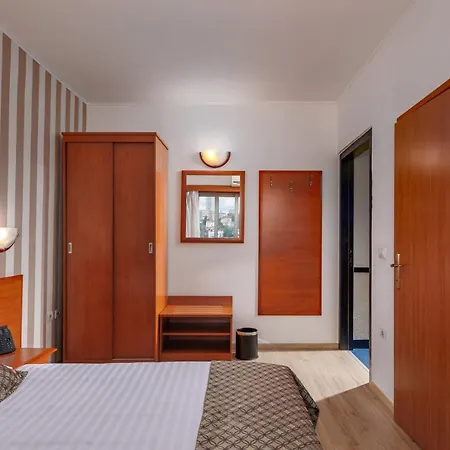 Hotel Neboder-3
