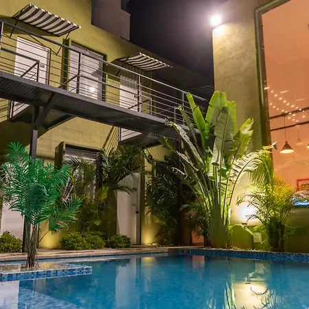 Oasis Tropical Hotel-2
