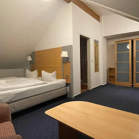 Hotel Zum Strand-3