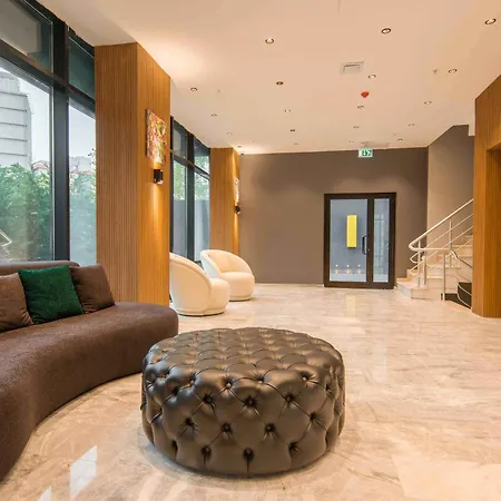 Sherlock Homes Hotels-2
