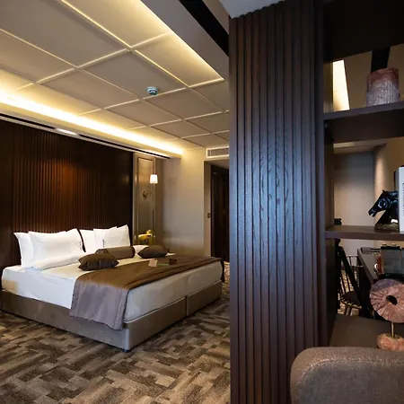 Tonight Hotel Port-2