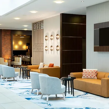 Courtyard By Marriott Bremen-3