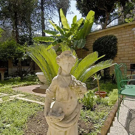 B&B Tiburtina Garden-2