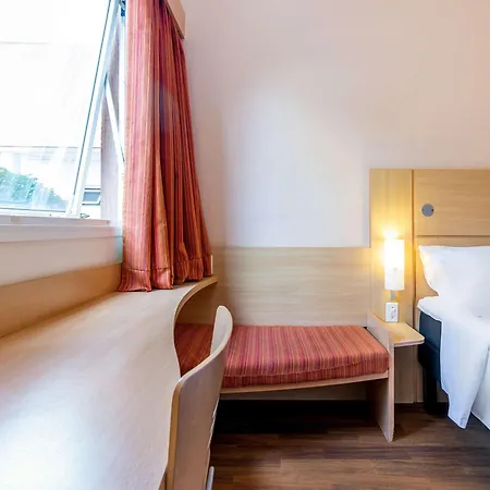 ibis Campo Grande-2