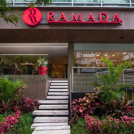 Ramada By Wyndham Panama Via Argentina-3