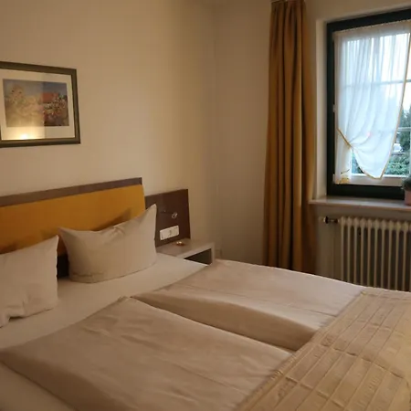 Hotel Gasthaus zur Linde-3