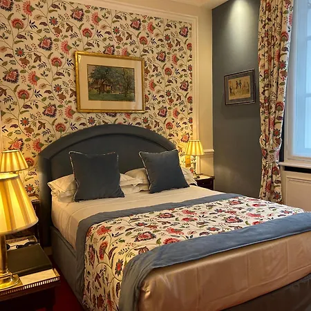 Hôtel Duc De St-Simon-2