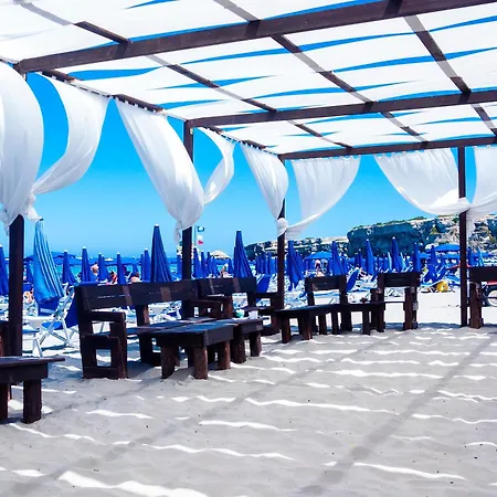 Araba Fenice Village-3