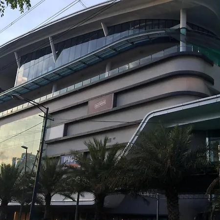 Lorenzzo Suites Hotel Makati-2