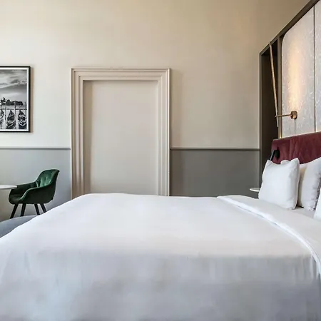 Radisson Collection Hotel, Palazzo Nani Venice-3