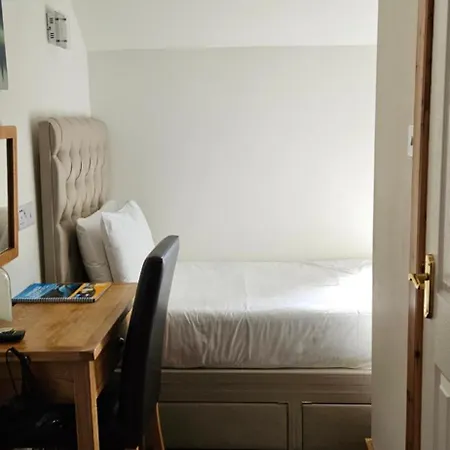 Armadale Guest House-2