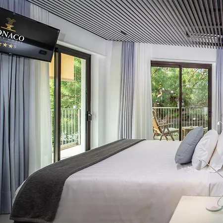 Monaco Suites Hotel-2
