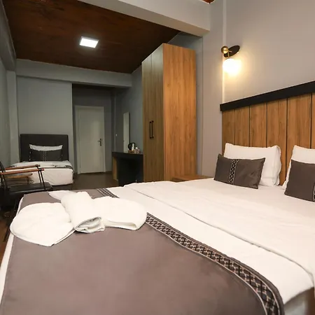 La Pera Suites-3