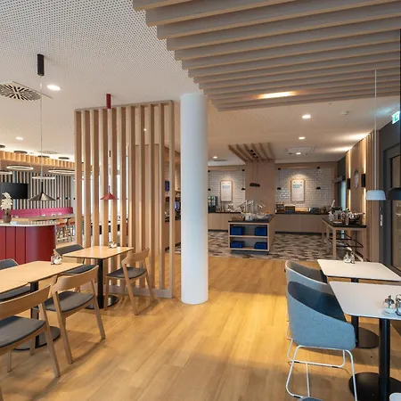 Holiday Inn Express Heilbronn By Ihg-2