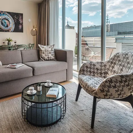 Vn17 Rooftop Suites By Adrez-2