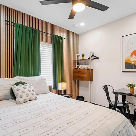 Baybreeze Apartments By Lowkl-2