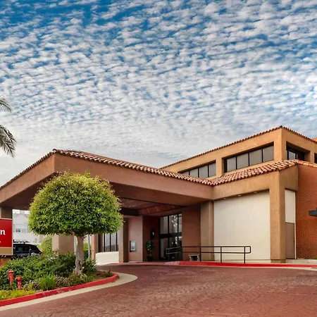 Best Western Plus Redondo Beach Inn-3