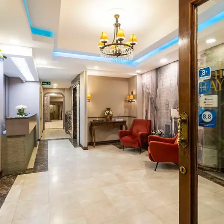 Raymond Hotel Old City-3