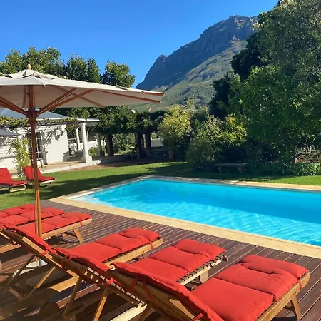 Banhoek Corner Guesthouse-2