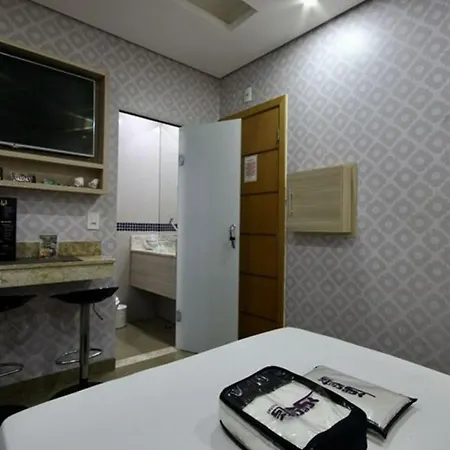 Motel Secrets-2