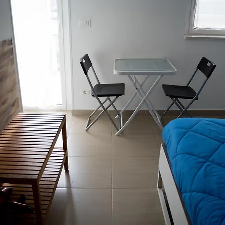 Coco'S Rooms-2
