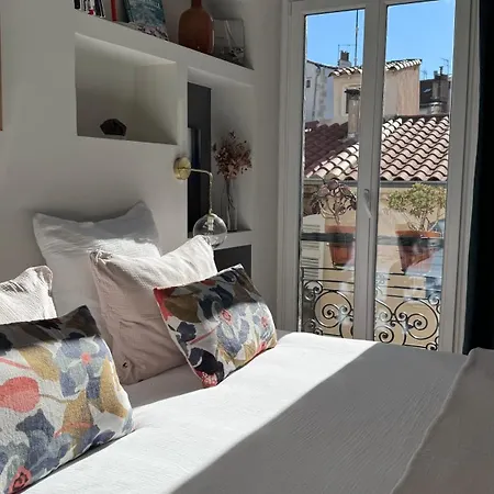 La Maison Vague-3
