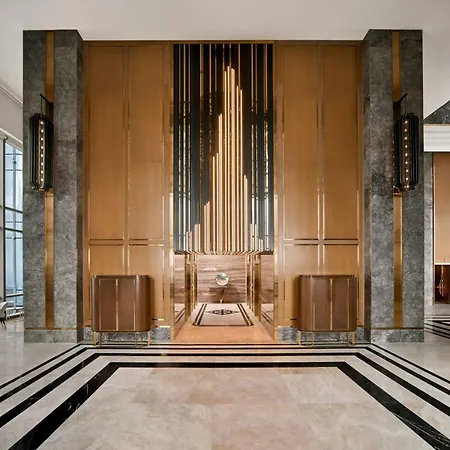 Vinpearl Landmark 81, Autograph Collection-3