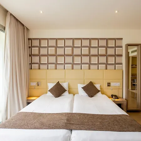 Melpo Antia Hotel & Suites-3