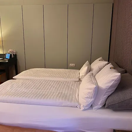 Hotel Haus am Hochwald-3