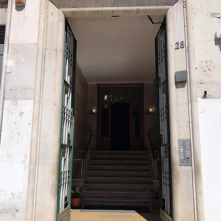 The Manzoni-3