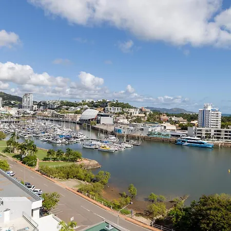 Oaks Townsville Hotel-3