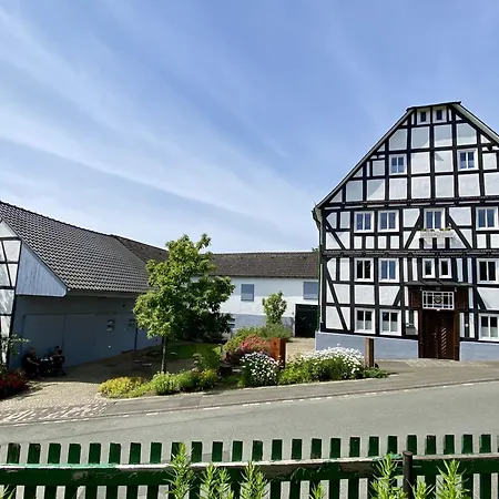Hof Hallenberg-2