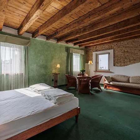 Hotel alla Grotta-2
