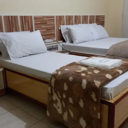 Hotel Moderno-3