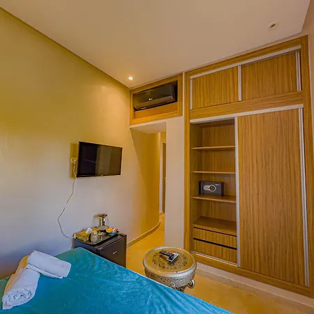 Riad Azia-2