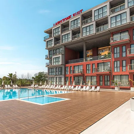 Laristone Suite Spa Hotel-3