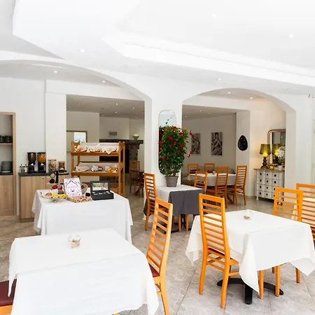 Hotel Arena restaurant le Refuge-3