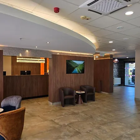 Canada Hotel Budapest-2