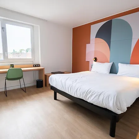 B&B Hotel Mons Gare-2