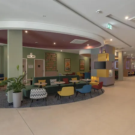 Hampton By Hilton Dresden City Centre-2