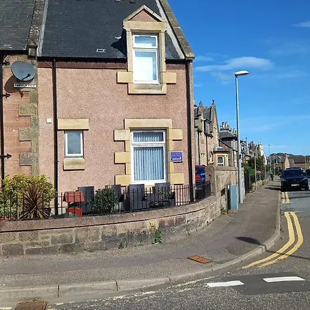 Fairfield Townhouse Guest House-2