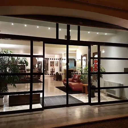 Hostellerie Du Grand Saint Antoine-2