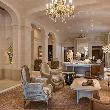 Hotel de Crillon-2
