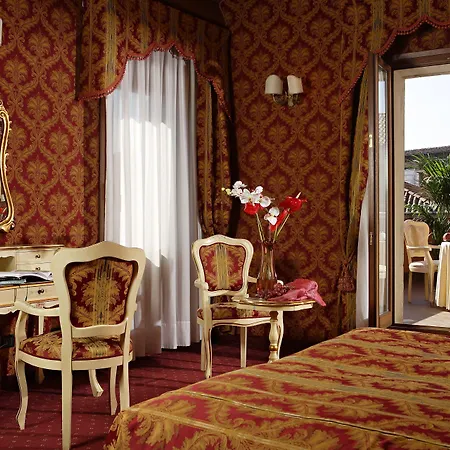 Hotel Gorizia A La Valigia-3