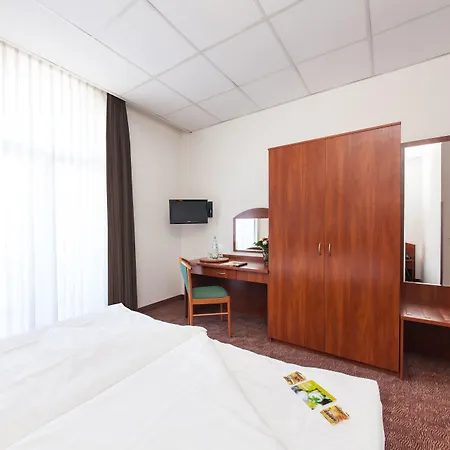 Novum Hotel Hamburg Stadtzentrum-2