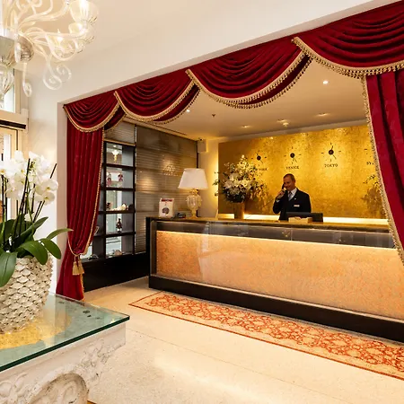 Hotel A La Commedia-2